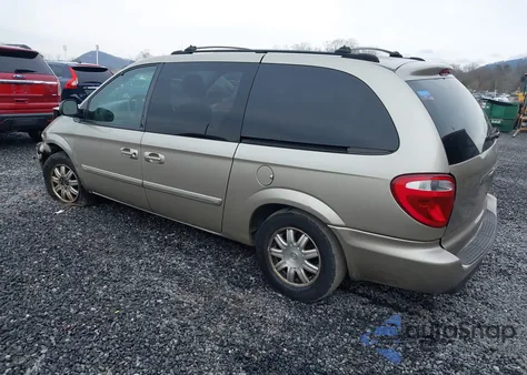 2005 Chrysler Town & Country Touring из США, поврежденный, VIN 2C8GP54L85R197068